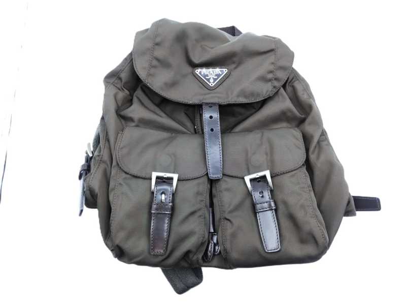 プラダ買取 バックパック B6677